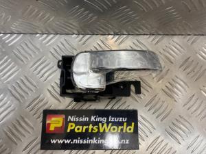 Nissan Navara D40 VSK 4WD 05/2010-2015 RR Door Interior Handle