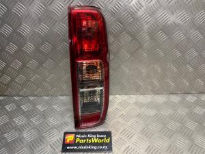 Nissan Navara D40 VSK 05/2010-2015 R Tail Light