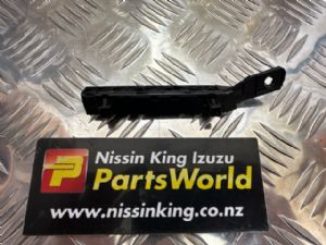 Nissan Tiida C11 2004-2007 LF Bumper Retainer