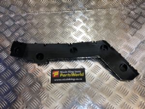 Isuzu MU-X UCS40 2020-on LR Bumper Retainer