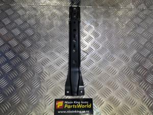 Isuzu D Max TFR85 2017--> Bonnet Lock Support