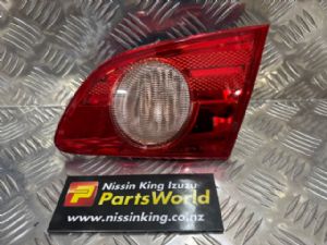 Nissan Bluebird Sylphy G11 2005-2010 R Boot Lid Garnish