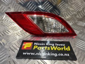 Isuzu MU-X UCS85 2012-2017 RR Bumper Light