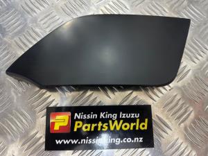 Nissan Xtrail T32 4WD 2013-2022 Front Tow Hook Cover