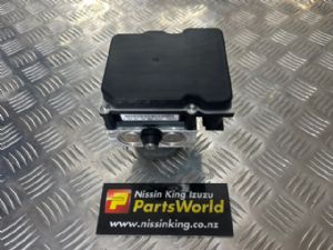 Nissan Skyline V36 2006-2016 ABS Brake Unit