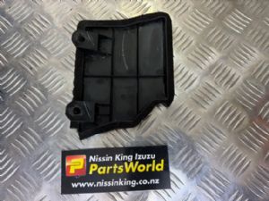 Nissan Navara D23L MNT 4WD 2021-2025 RH Intercooler Air Guide