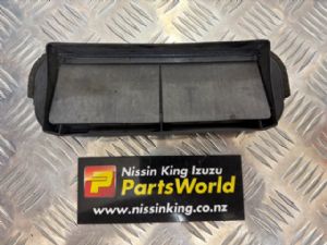 Nissan Leaf ZE0 2011-2016 LR Guard Vent