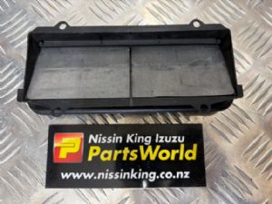 Nissan Juke F15 4WD 2012-on LR Guard Vent
