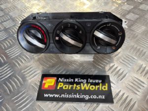 Nissan Navara D23 MNT 08/2015-2021 Heater Controls