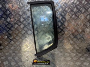 Nissan Navara D40 MNT 4WD 2010-2015 LR Quarter Glass