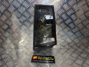 Nissan Leaf ZE0 2011-2016 LR Quarter Glass