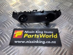 Nissan Note E12L 2016-2019 LF Bumper Retainer