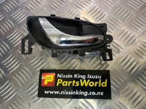 Nissan Bluebird Sylphy B17 2012-2016 RR Door Interior Handle