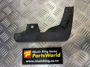 Nissan Navara D23 MNT 08/2015-2021 LR Skirt