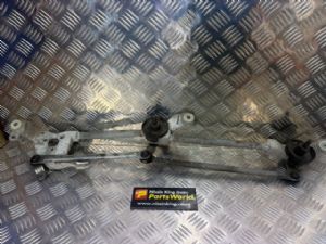 Nissan Juke F15 4WD 2012-2014 Front Wiper Rack Assy