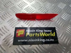 Nissan Leaf ZE1 2018-on LR Bumper Reflector
