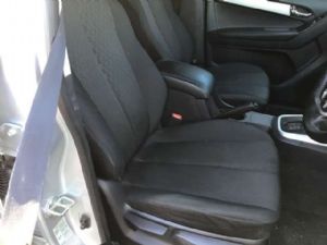 Isuzu D Max TFR85 2017--> RF Seat
