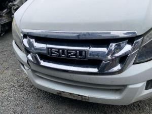 Isuzu D Max TFS85 4WD 2017--> Grille