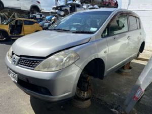 Nissan Tiida C11 2004-2007 LF Door Shell
