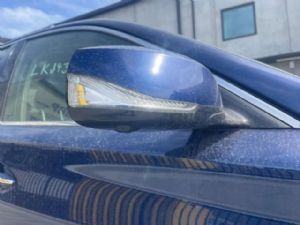 Infiniti Q50 Q50 Red Sport 400 2016-on RF Door Elec Mirror (18 Wire)