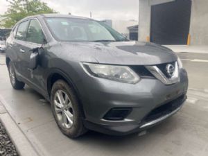 Nissan Xtrail T32 4WD 2013-2022 R Headlight (Halogen)