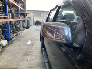 Nissan Navara D40 VSK 4WD 2006-04/2010 RF Door Elec Mirror