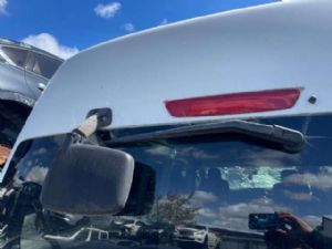 Nissan Caravan Homy E26 2012-2017 High Stop Light