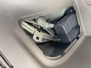 Nissan Leaf ZE0 2011-2016 Jack Assembly