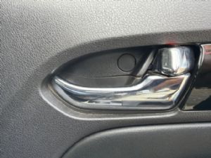 Isuzu MU-X UCS85 2017--> RR Door Interior Handle