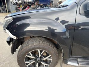 Isuzu MU-X UCS85 2017--> LF Guard/Fender