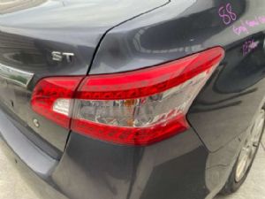 Nissan Pulsar B17 2013-2017 R Tail Light