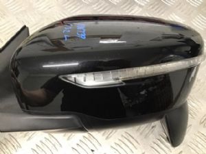 Nissan Xtrail T32 4WD 2013-2022 LF Door Elec Mirror (9 Wire)