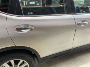 Nissan Xtrail T32 4WD 2013-2022 R Side Skirt