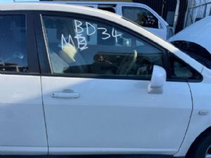 Nissan Tiida C11 2004-2007 RF Door Shell