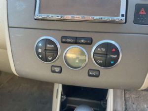 Nissan Tiida C11 2004-2007 Heater Controls