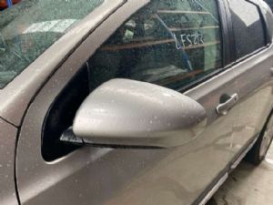 Nissan Dualis J10 4WD 02/07-08/09 LF Door Elec Mirror (7 Wire)
