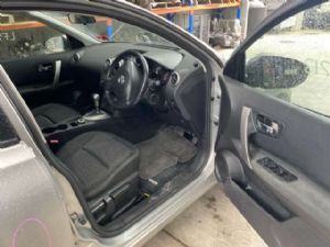 Nissan Dualis J10 4WD 02/07-08/09 RF Seat