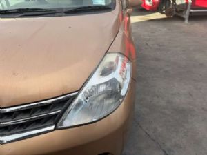 Nissan Tiida C11L 2008-2011 L Headlight