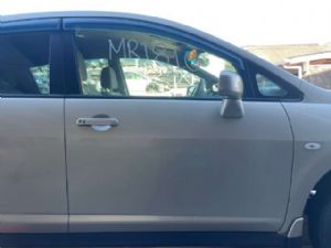 Nissan Tiida C11L 2008-2011 RF Door Shell