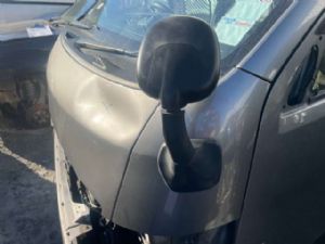 Nissan Caravan Homy E26 2012-2017 LF Corner Panel