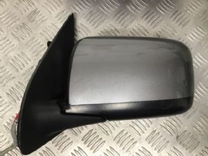 Nissan Caravan Homy E26 2012-2017 LF Door Elec Mirror (5 Wire)