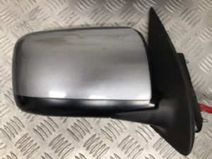 Nissan Caravan Homy E26 2012-2017 RF Door Elec Mirror (5 Wire)