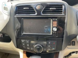 Nissan Serena C26L 2015-2016 Stereo Surround / Bezel