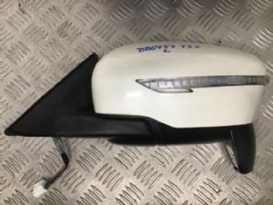 Nissan Xtrail T32 2013-2022 LF Door Elec Mirror (9 Wire)