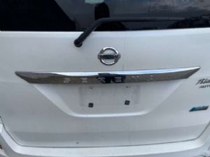 Nissan Serena C26 2010-2014 Tailgate Garnish 1 Piece