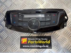 Nissan Navara D23 MNT 08/2015-2021 Heater Controls