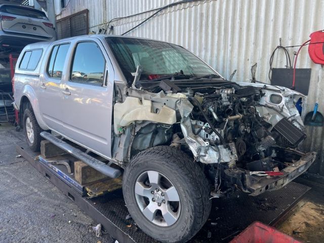 Nissan Navara D40 MNT 4WD 2010-2015