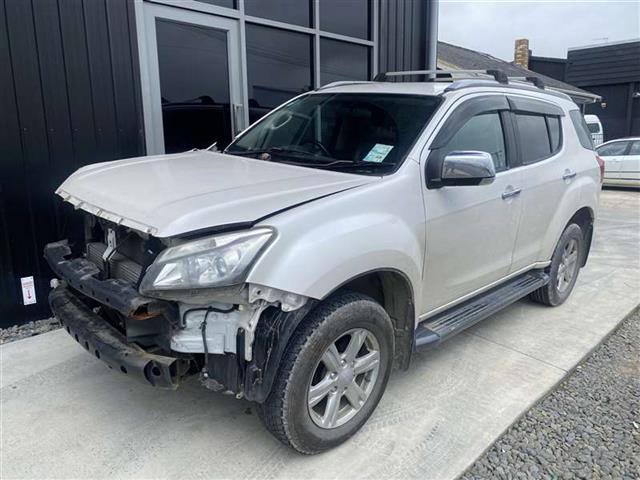 Isuzu MU-X UCS85 2012-2017