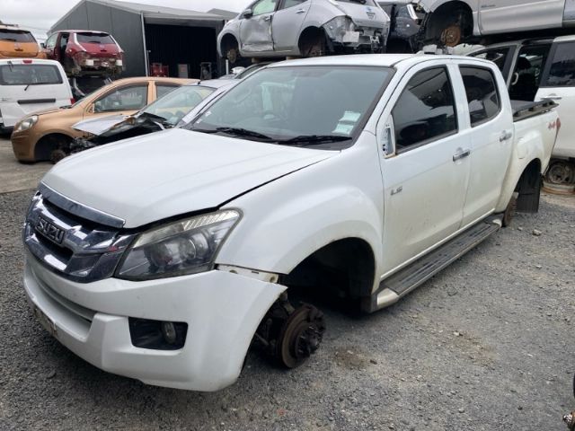 Isuzu D Max TFS85 4WD 2012-12/2015