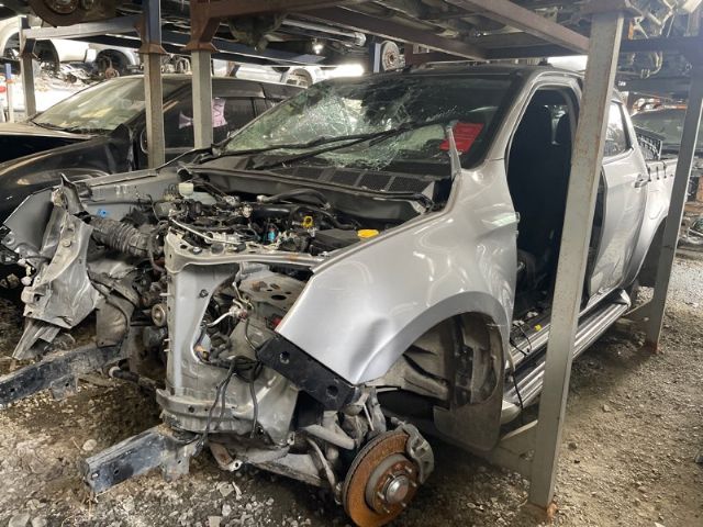 Isuzu D Max TFS40 4WD 2020-2022